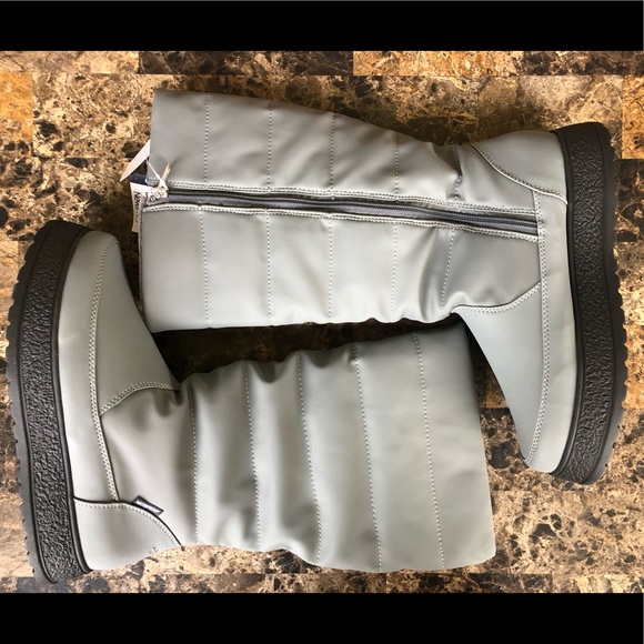 NEW  Adrienne Vittadini Women's Piperpuff boots - Picture 11 of 12